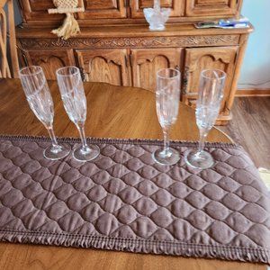 Exquisite Mikasa Flute Champagne Glasses